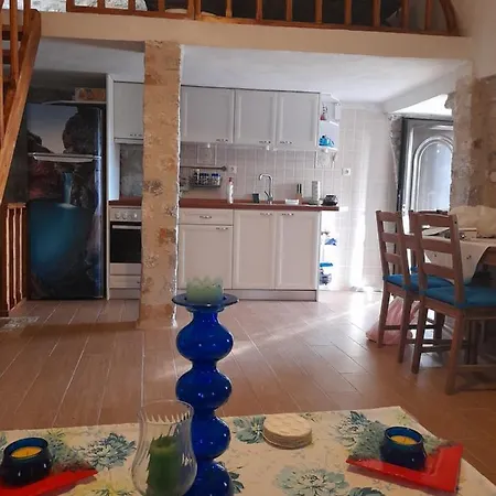 Stonehouse In Mani Penisula Vila