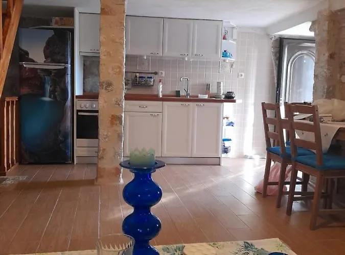 Stonehouse In Mani Penisula 빌라