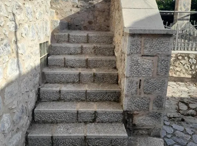 Stonehouse In Mani Penisula 빌라 *