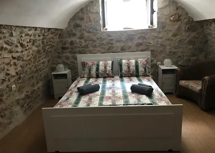 Stonehouse In Mani Penisula 빌라 Koíta